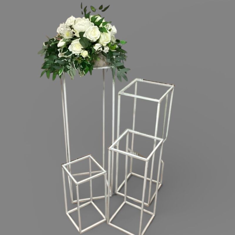 Flower Display Stands x 4  White Clear Acrylic Tops 