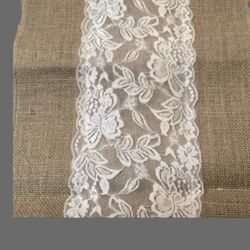 Table Runners - Hessian with Lace 