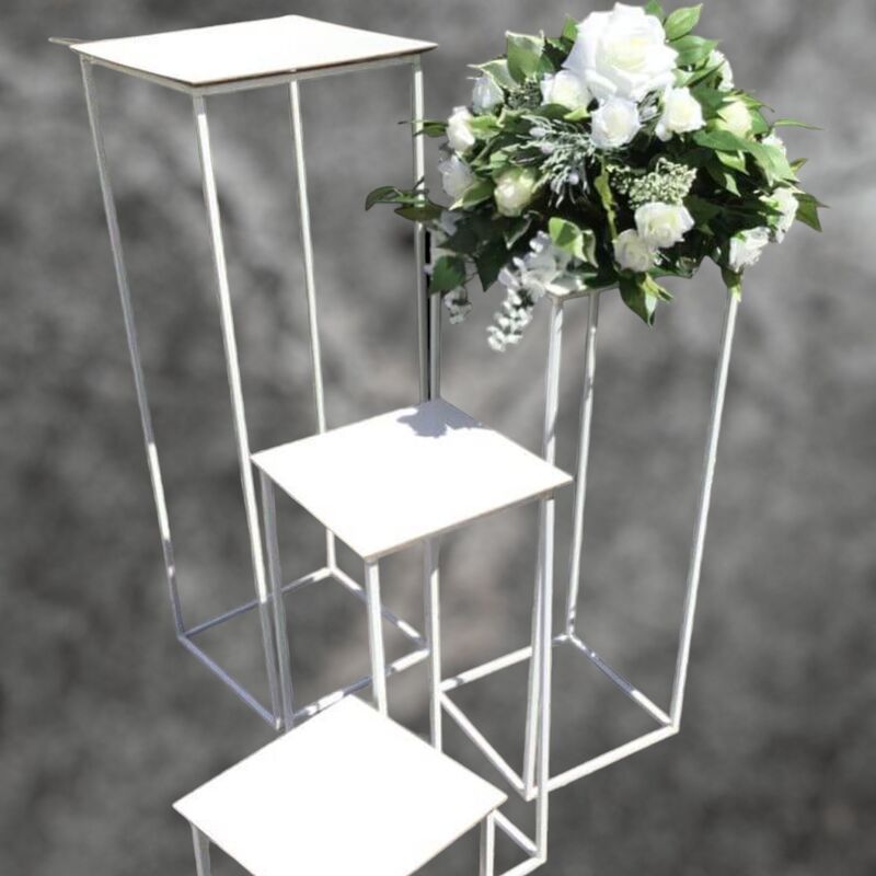 Flower Display Stands x4   White  Tops