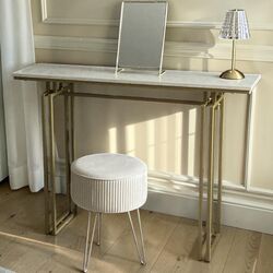 Bridal Suite   Stool 