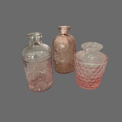 Bud Vase   Pink Vintage Glass