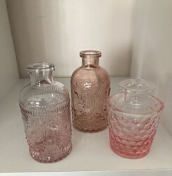 Bud Vase   Pink Vintage Style 