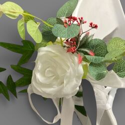 Ceremony Aisle Flowers   White Rose with Satin Ribbon