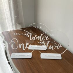 ClearWhite Table Numbers with White Base 