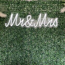 Mr & Mrs Neon Sign 