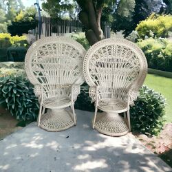 Peacock Chairs   White Bridal Chairs 