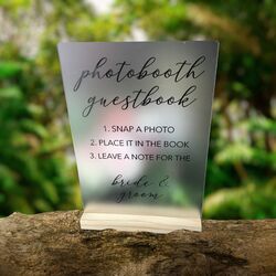 Photobooth Guestbook Sign