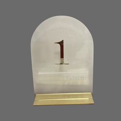 Table Numbers   Acrylic Clear with Gold NumberStand 