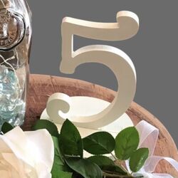 Table Numbers   Wooden White Script