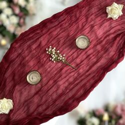 Table Runners   Gauze   Burgundy 
