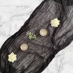 Table Runners    Gauze   Black 