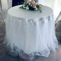 Tablecloth - Round Satin with Tulle 