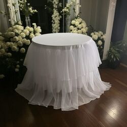 Tablecloth - Two Tier Organza