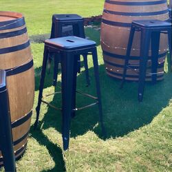 Wine Barrel Set
